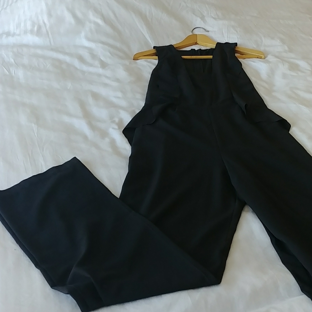 Trendy jumpsuit by Romeo+juliet couture small
